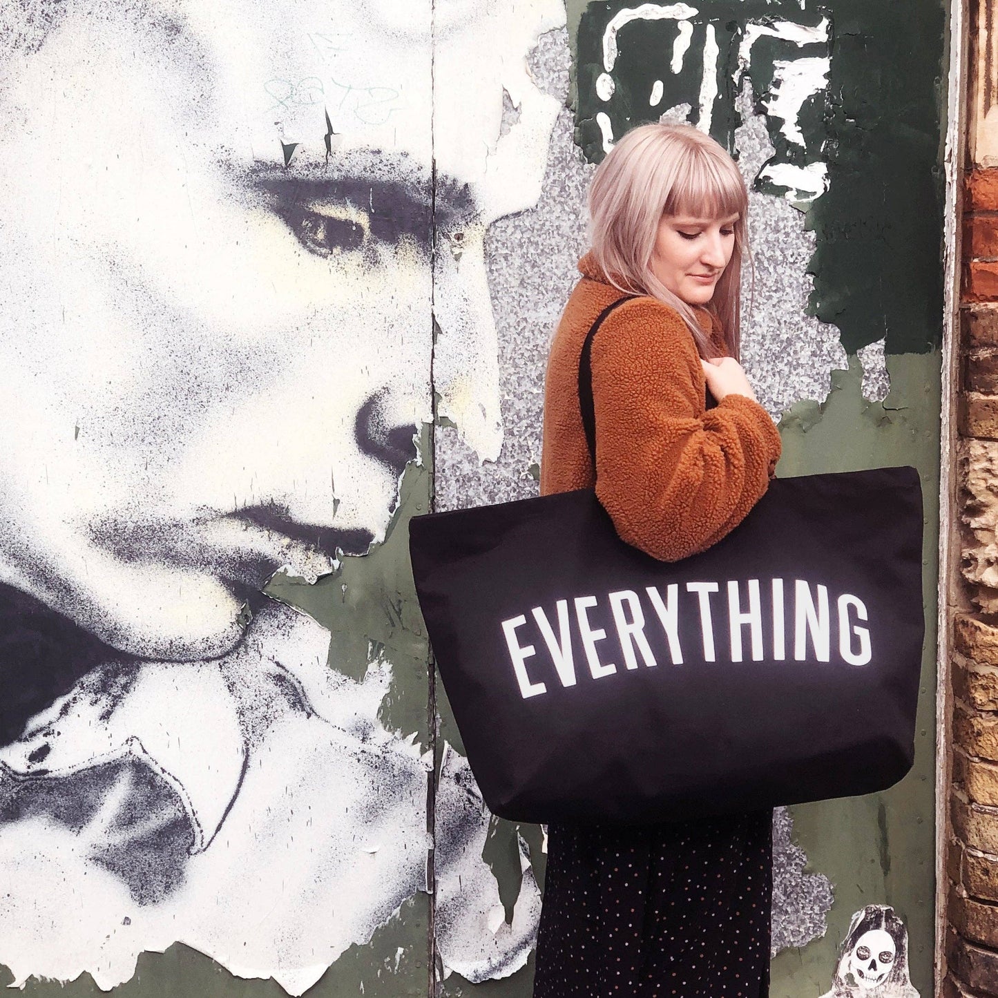 Everything - Black REALLY Big Bag