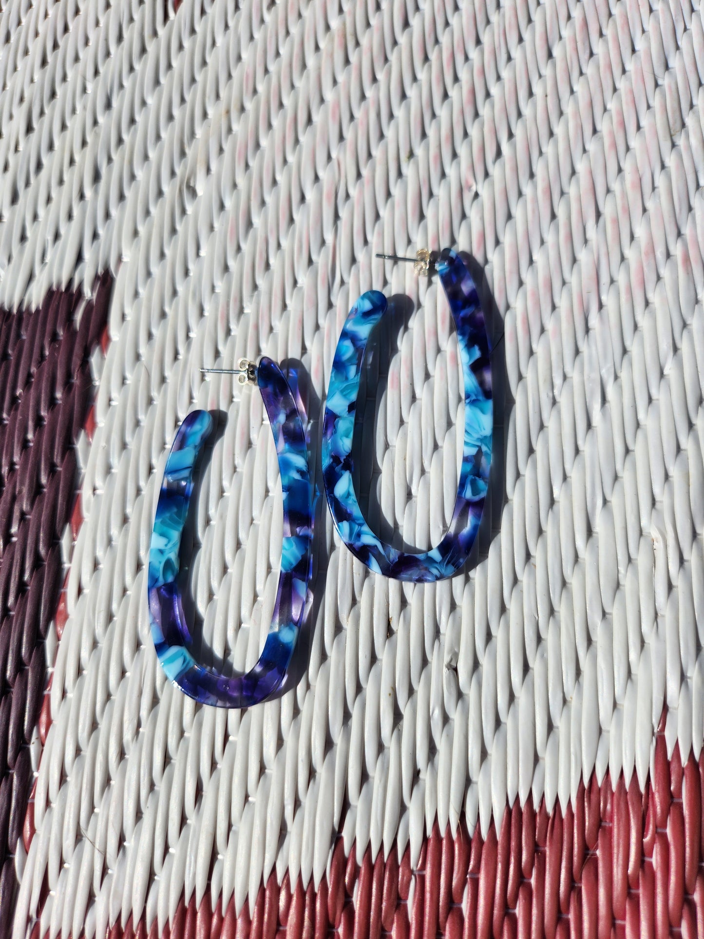 Acrylic U shaped hoop earrings